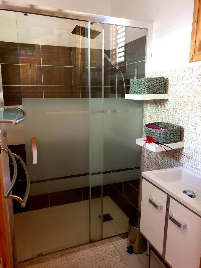 Gite 4 Etoiles, La Vieille Sucrerie St Claude Guadeloupe, Jacuzzi Spa Privatif, Vue Exceptionnelle Sur La Mer Des Caraibes Basse-Terre Kültér fotó